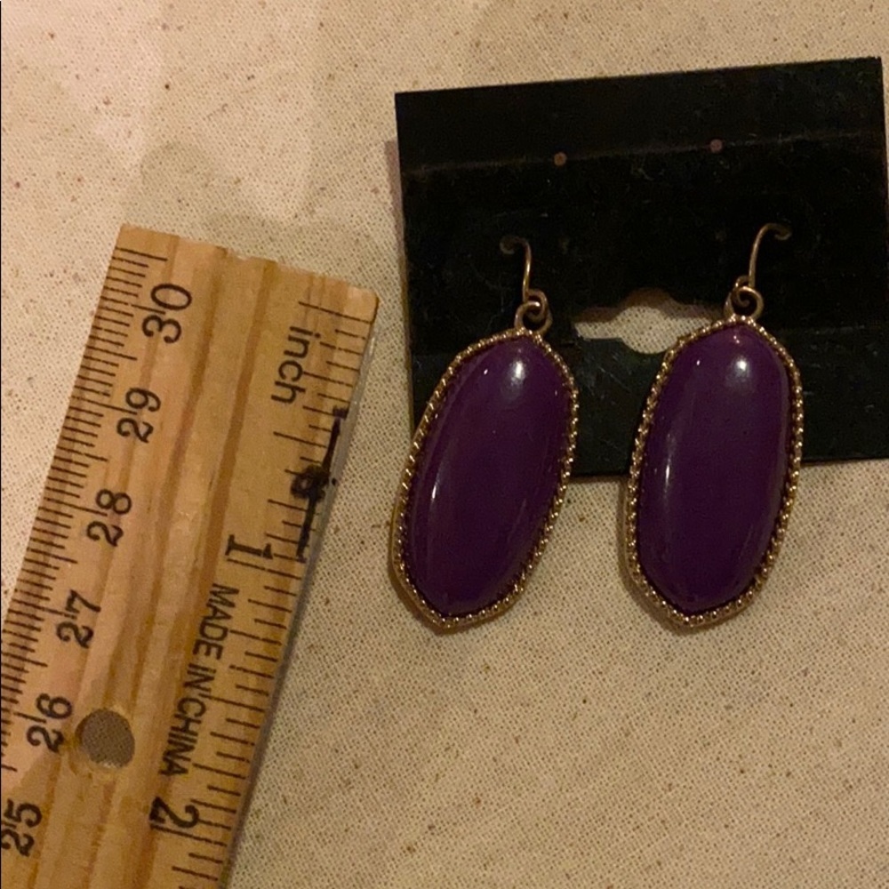 Purple dangle earrings 1 inch jewel gold metal​ - Picture 3 of 3
